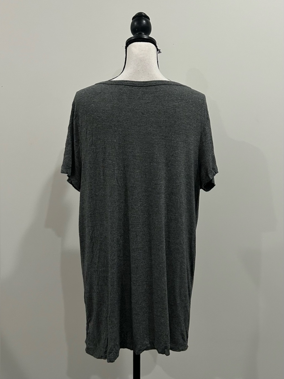 Merona V-Neck Tee - Picture 3 of 3